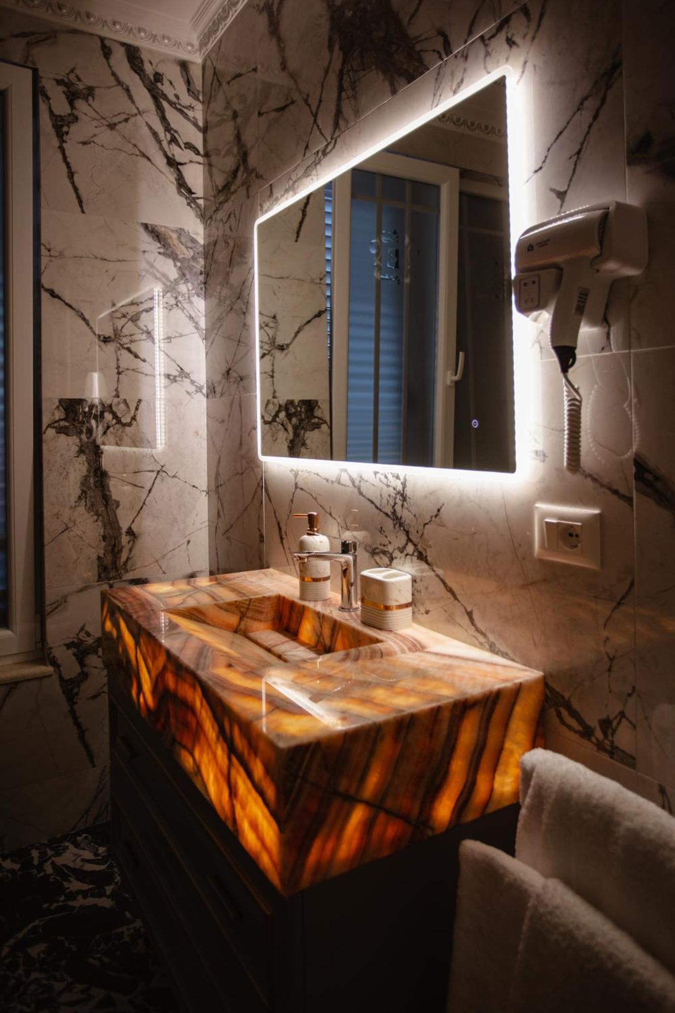 Ervini Boutique Hotel Shkodër Dış mekan fotoğraf